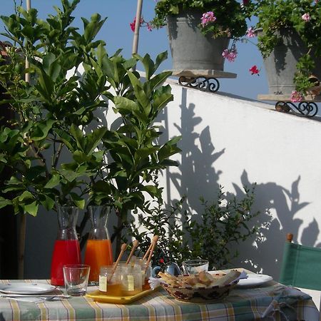 Piazza San Pantaleo Bed and Breakfast Sorso Exteriör bild